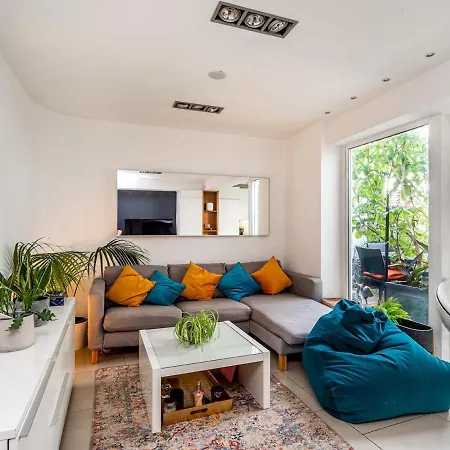 Pass The Keys Classy Bright 2-Bed With Great Garden - Crouch End